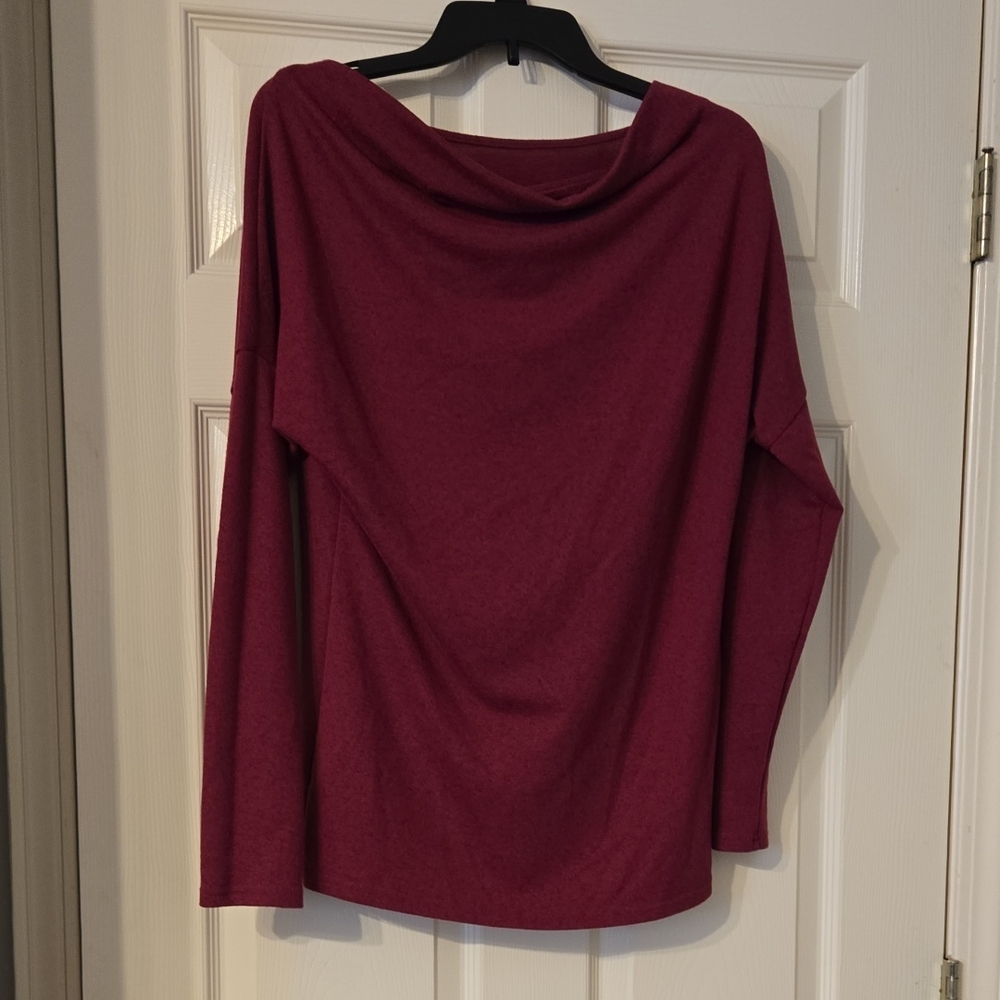 Elegant Burgundy Women's Sweater